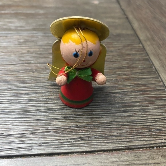 Vintage Wooden Christmas Mini angel
Preowned in excellent condition - Picture 2 of 4
